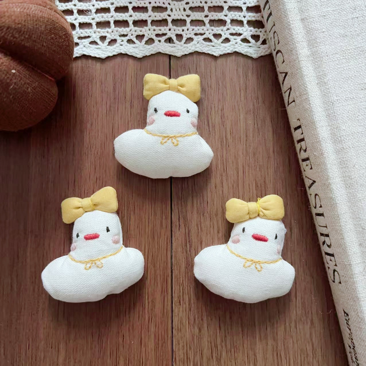 Cute Stuffed Fabric Little Yel - Summer Duck Clothing 评论和价格
